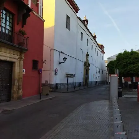 Hispalis Plaza Cristo De Burgos *